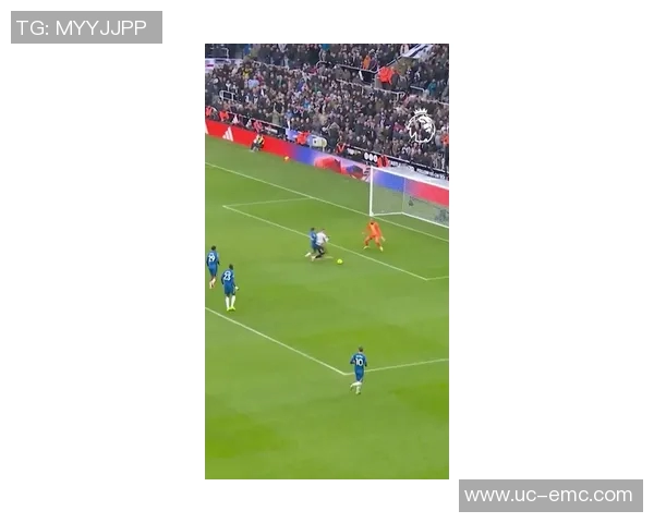 里斯詹姆斯强调英超体能挑战期待全员共同应对赛季压力